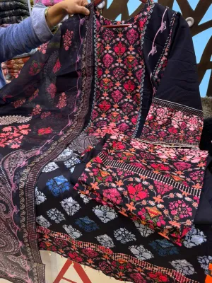 Soft & Lightweight Dubai Silk Set